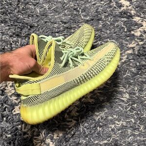 Adidas Yeezreel Yeezy’s Size 10 for Men